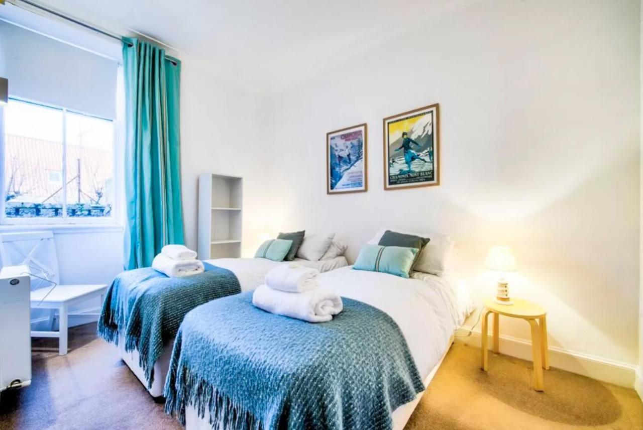 Unique Seaside Apartment, Central นอร์ทแบร์ริก ภายนอก รูปภาพ